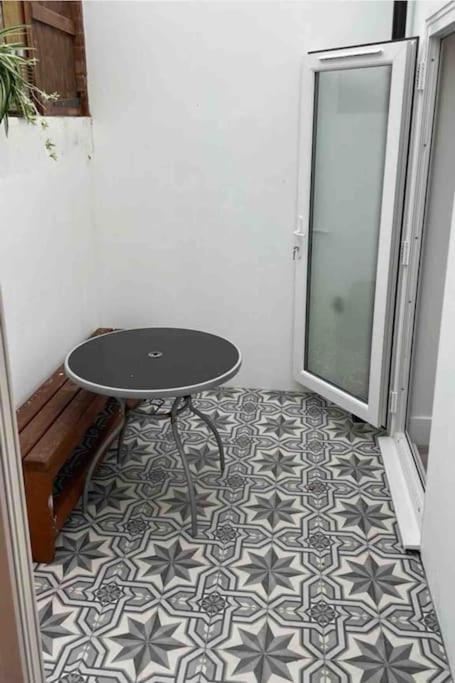 Comfortable Flat Close To The Beach Brighton Bagian luar foto