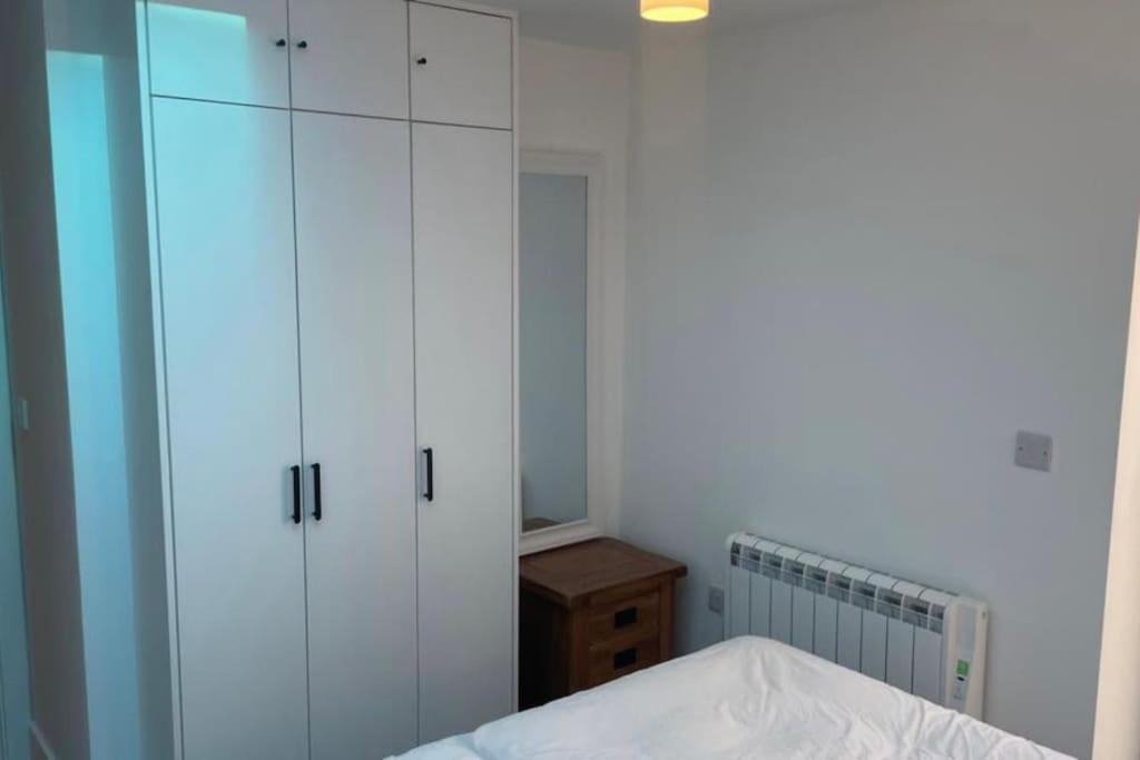 Comfortable Flat Close To The Beach Brighton Bagian luar foto