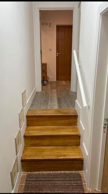 Comfortable Flat Close To The Beach Brighton Bagian luar foto